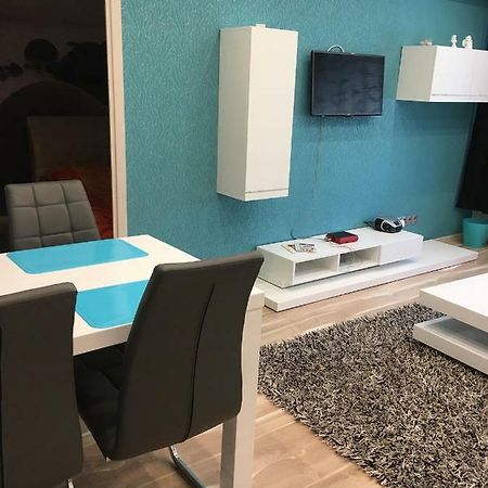 Igenyes Lakas Apartment Szeged Ngoại thất bức ảnh