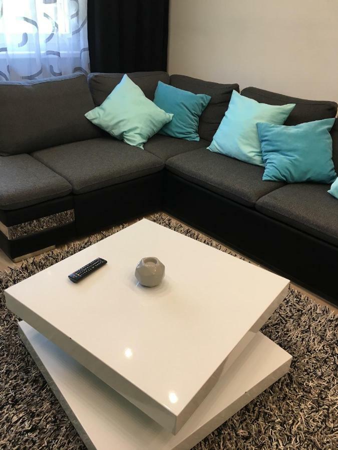 Igenyes Lakas Apartment Szeged Ngoại thất bức ảnh